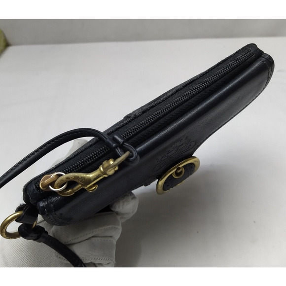 Coach Bleecker Black Canvas Leather Trim Signature Buckle Flap Closure Wristlet - Picture 8 of 16